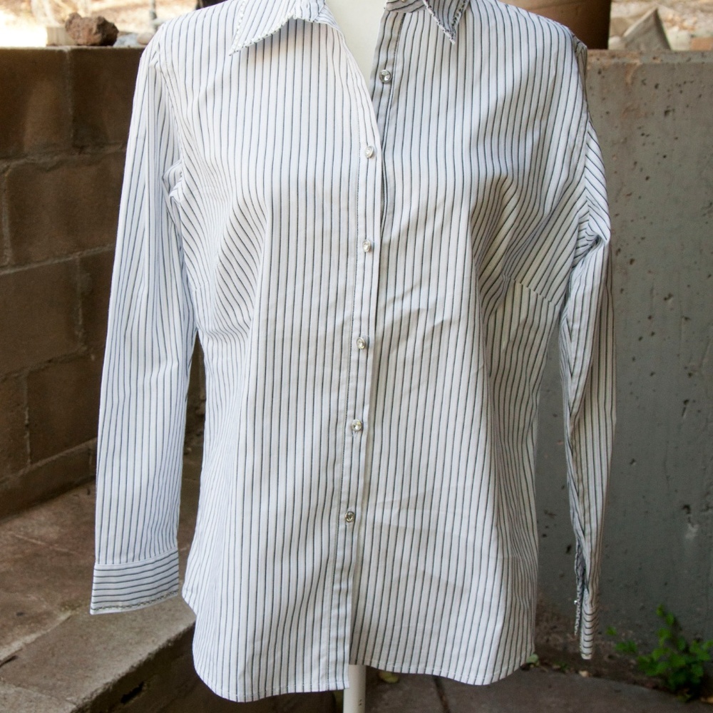 Fun sparkly western shirt size med
